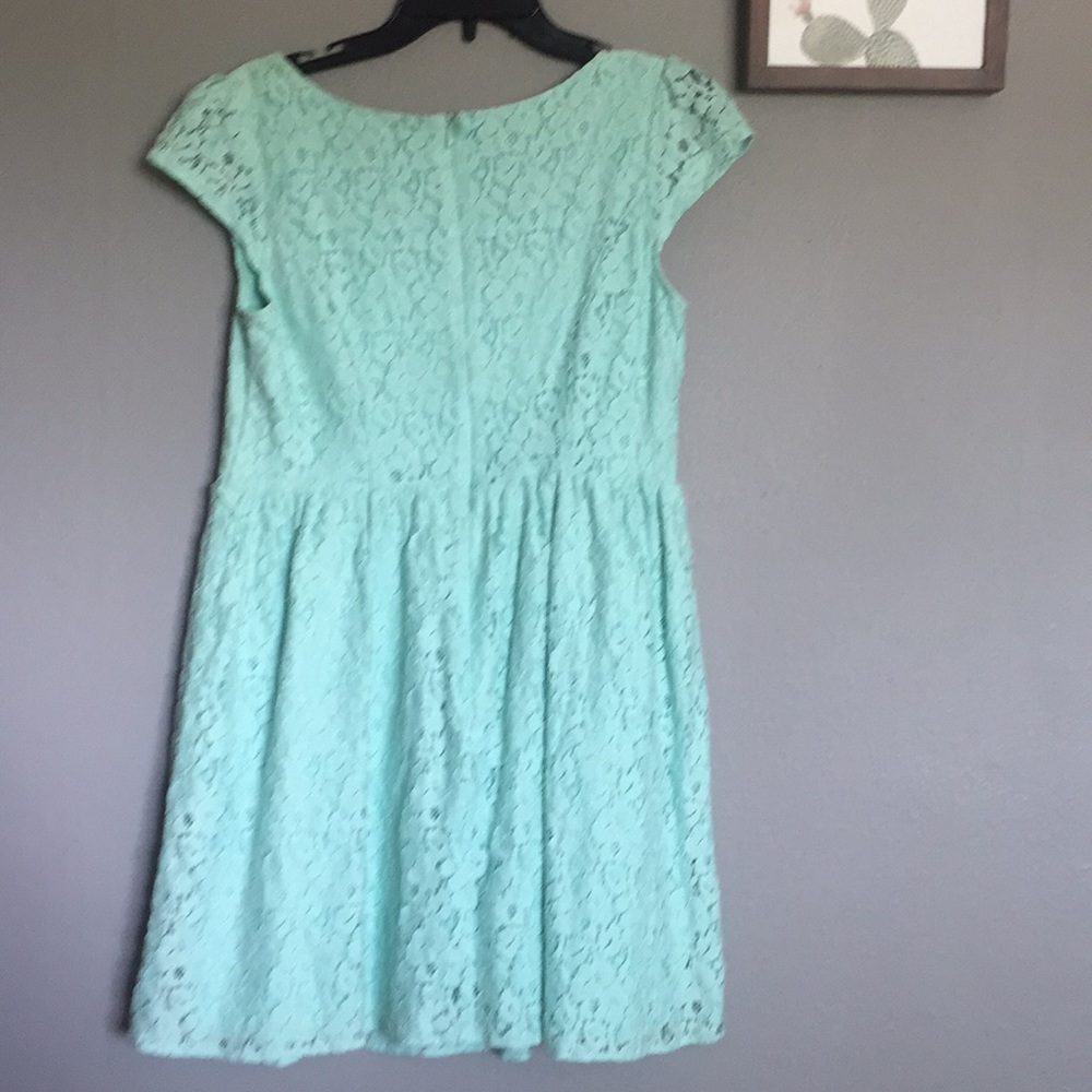 Dress - Picture 7 of 7